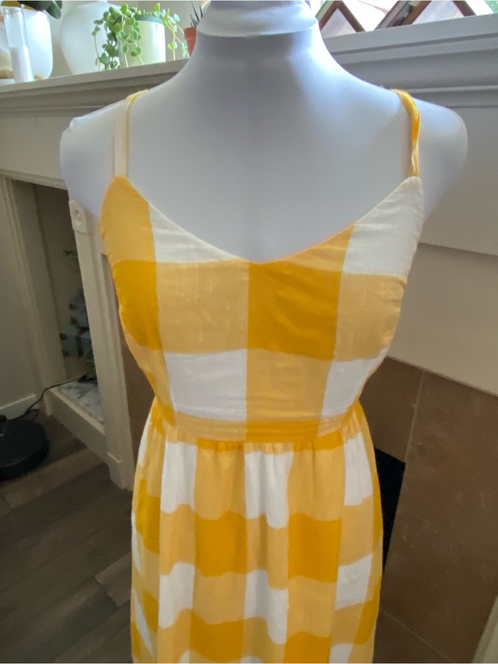 Old Navy Yellow and White Gingham Cami Sundress with Smocked Bodice - Picture 3 of 4